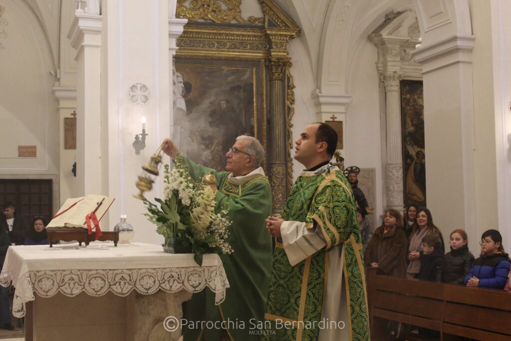 parrocchia san bernardino molfetta - santa messa don Maurizio de Robertis diacono