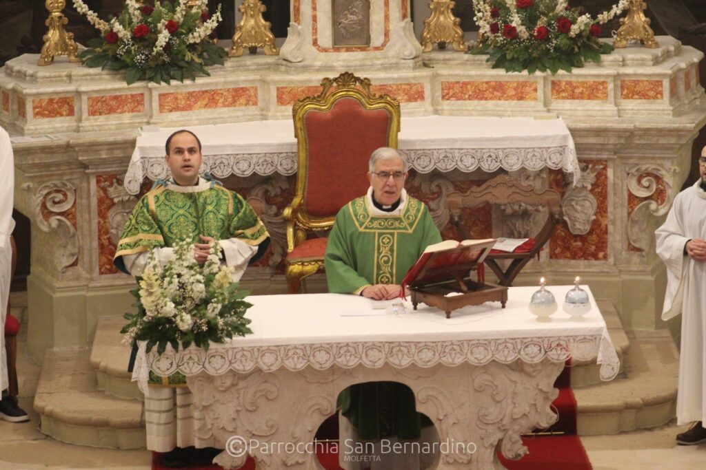 parrocchia san bernardino molfetta - santa messa don Maurizio de Robertis diacono